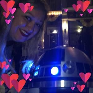 Meet your Posher, Becky